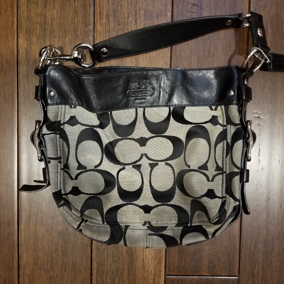 Coach Handbags - Coach Purse